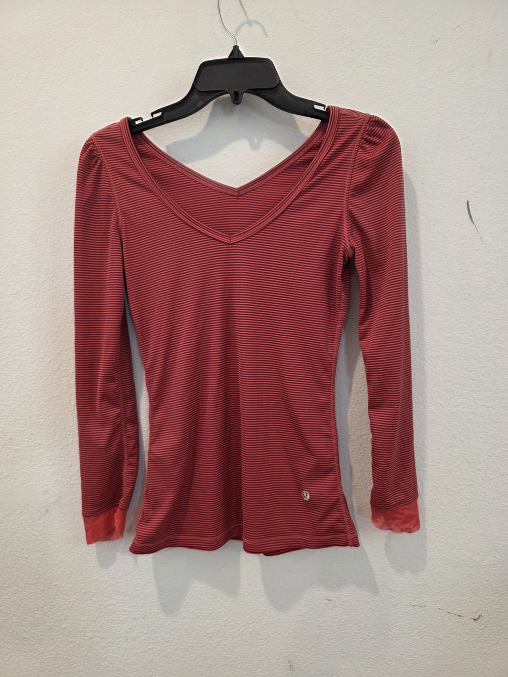 Lululemon Striped V-Neck Long Sleeve Top Sz 4